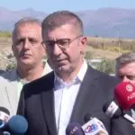 Мицкоски најавува уште шест месеци кризна состојба за нафта: Кога вонредното станува редовно?