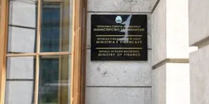Ревизијата ја пофали кредитната линија од 250 милиони евра за бизнисот, но Министерството за финансии доцнело до 48 работни дена со парите