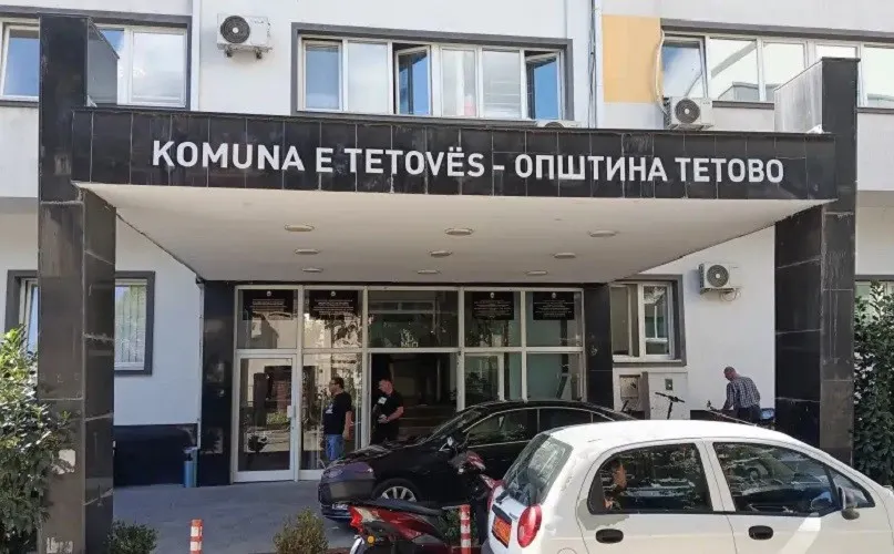 Општина Тетово, која самата е кај извршители, им пушти извршители на граѓаните: блокирани сметки за 2,5 милиони евра долг