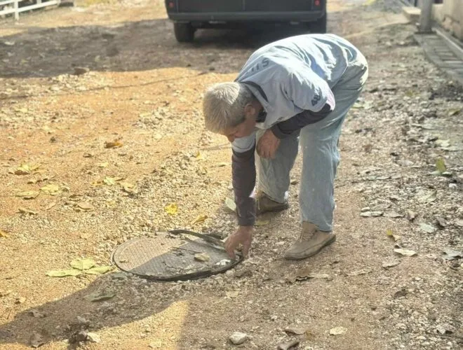Улица во Пинтија доби фекална канализација во 2026 година, а градоначалничката го слави исполнетото ветување