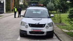 40-годишна жена влегла во дом на 81-годишник во Струшко, го нападнала и му зела пари