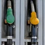 Платата порасна 7,1 отсто, бензинот 31,5 отсто: со просечна плата денес се купуваат 490 литри дизел