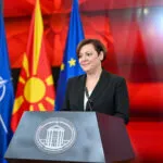 Поевтиното гориво го платија инвестициите: вториот ребаланс крати 92 милиони евра од капиталните проекти, а дефицитот останува 753 милиони