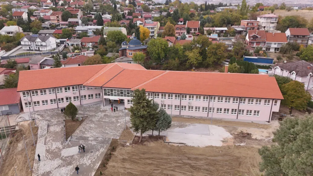 Ченто ги испрати бараките во историјата: ново училиште со 30 училници за 170 милиони денари