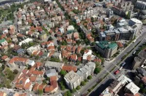 Предлог-закон: земјиштето под зградите полесно во сопственост на станарите, нов рок од една година и без геодетски елаборат
